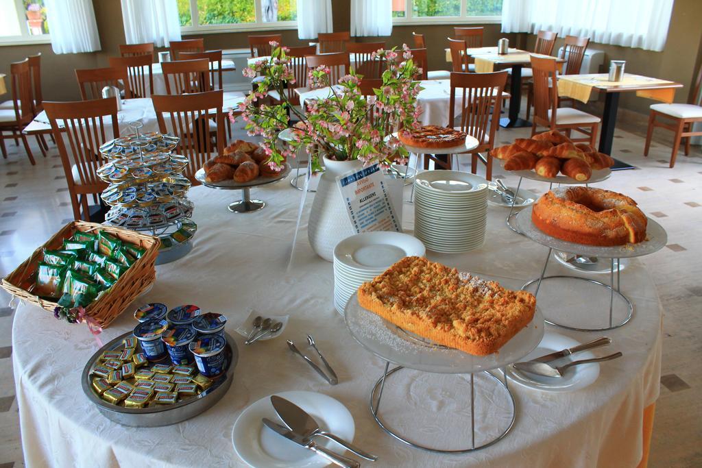 Il Parco Sul Mare Resort & Spa 토르토레토 외부 사진
